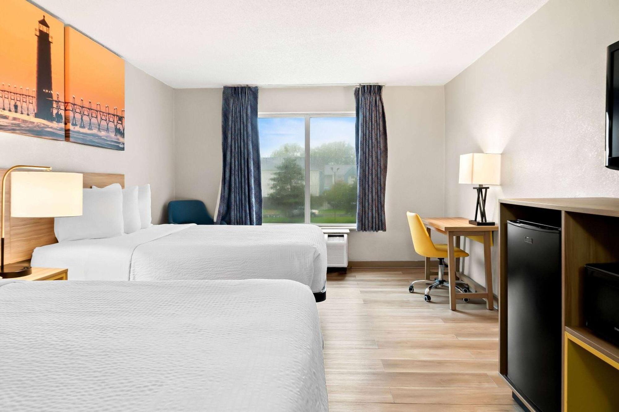 Days Inn & Suites By Wyndham Уоррен Экстерьер фото